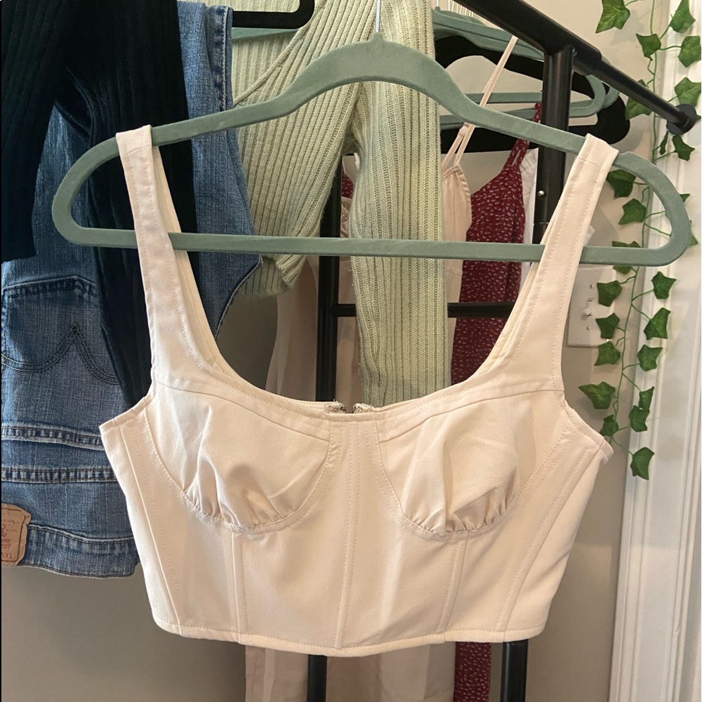 nwot la heart back zip corset top